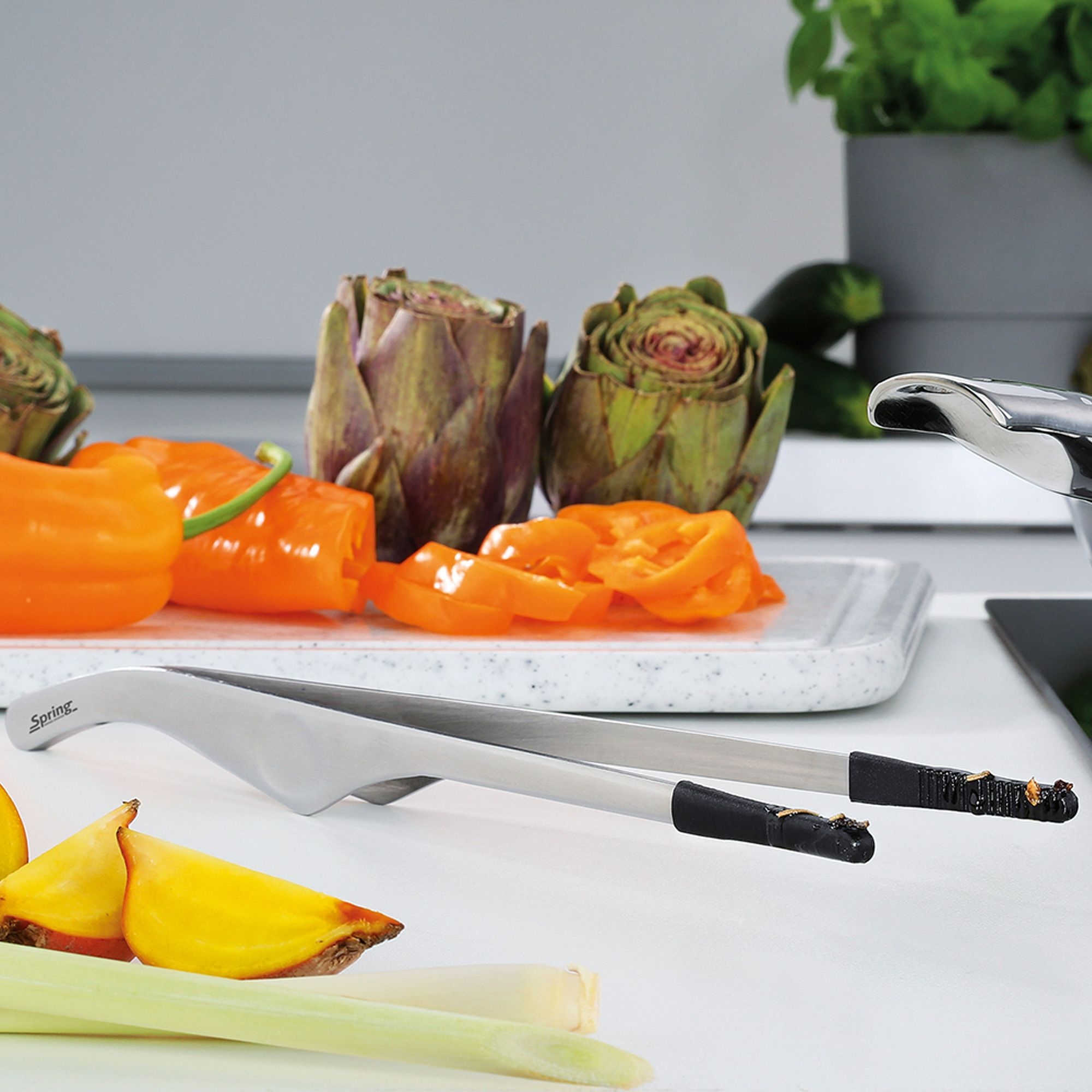 Spring - Professional tweezers with silicone TOOLS FUSION2+ - 22 cm