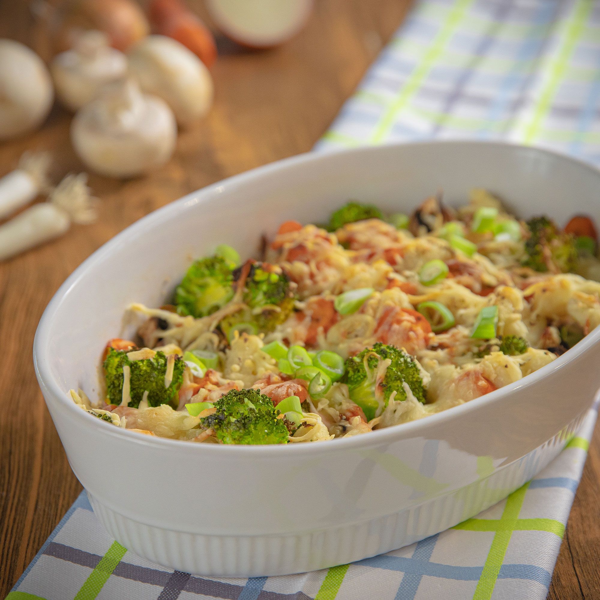 Spring - Auflaufform CHALET, oval - schwarz, 26 cm Spring - Auflaufform CHALET, oval - schwarz, 26 cm