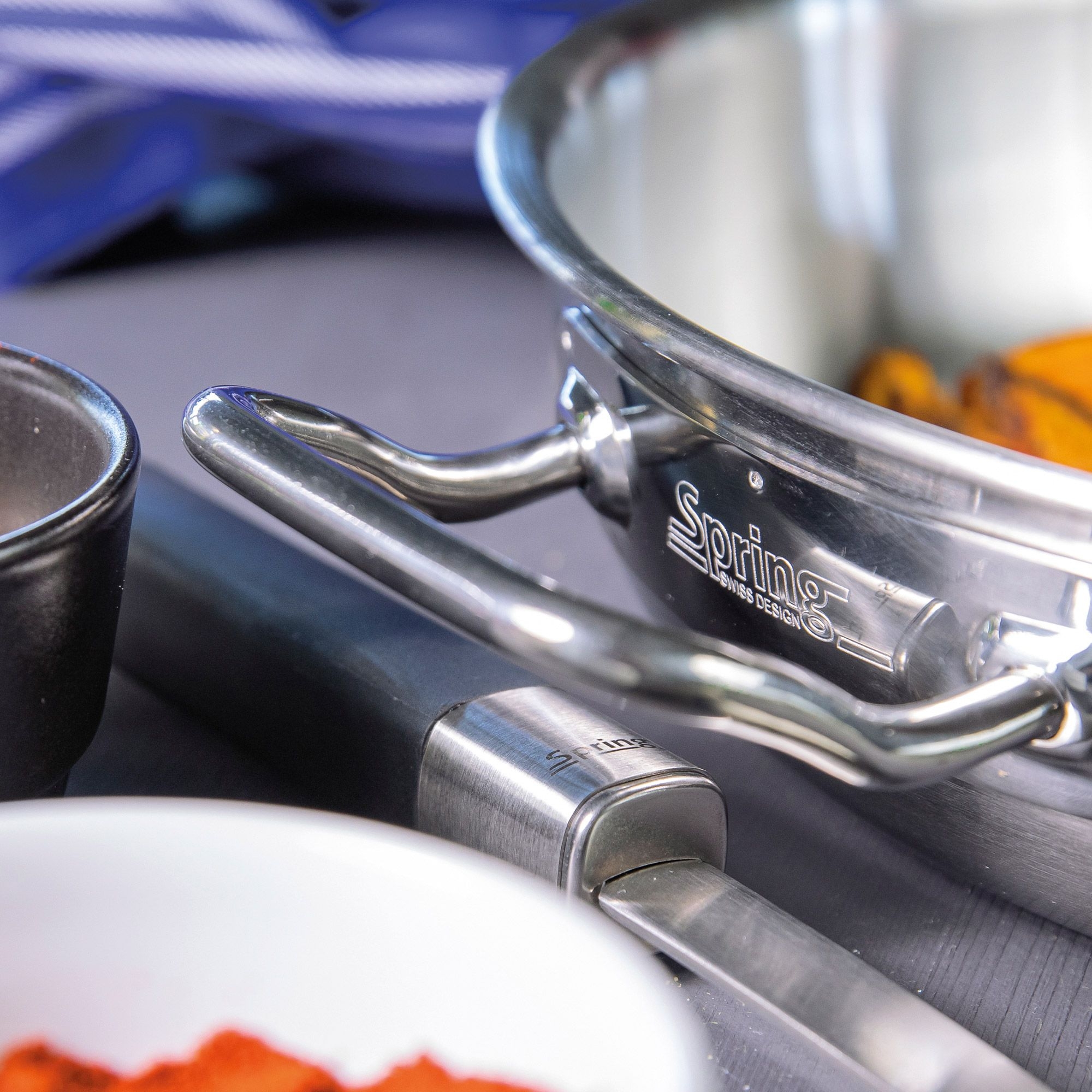 Spring - Serving pan XL BRIGADE PREMIUM 28 cm Spring - Serving pan XL BRIGADE PREMIUM 28 cm